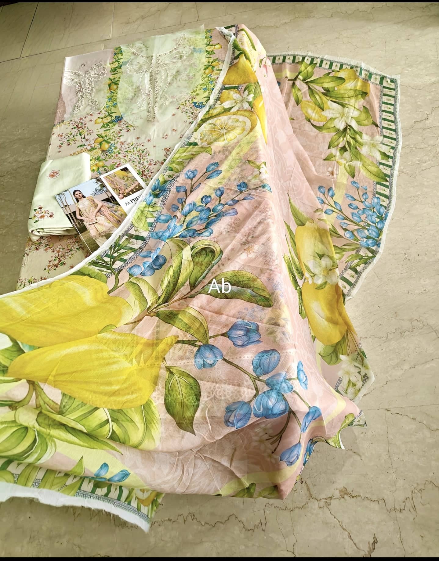 Open Pic/Maria B M Prints 26/Safari Scape/9 A/Lemon Yellow/Chiffon Dupatta