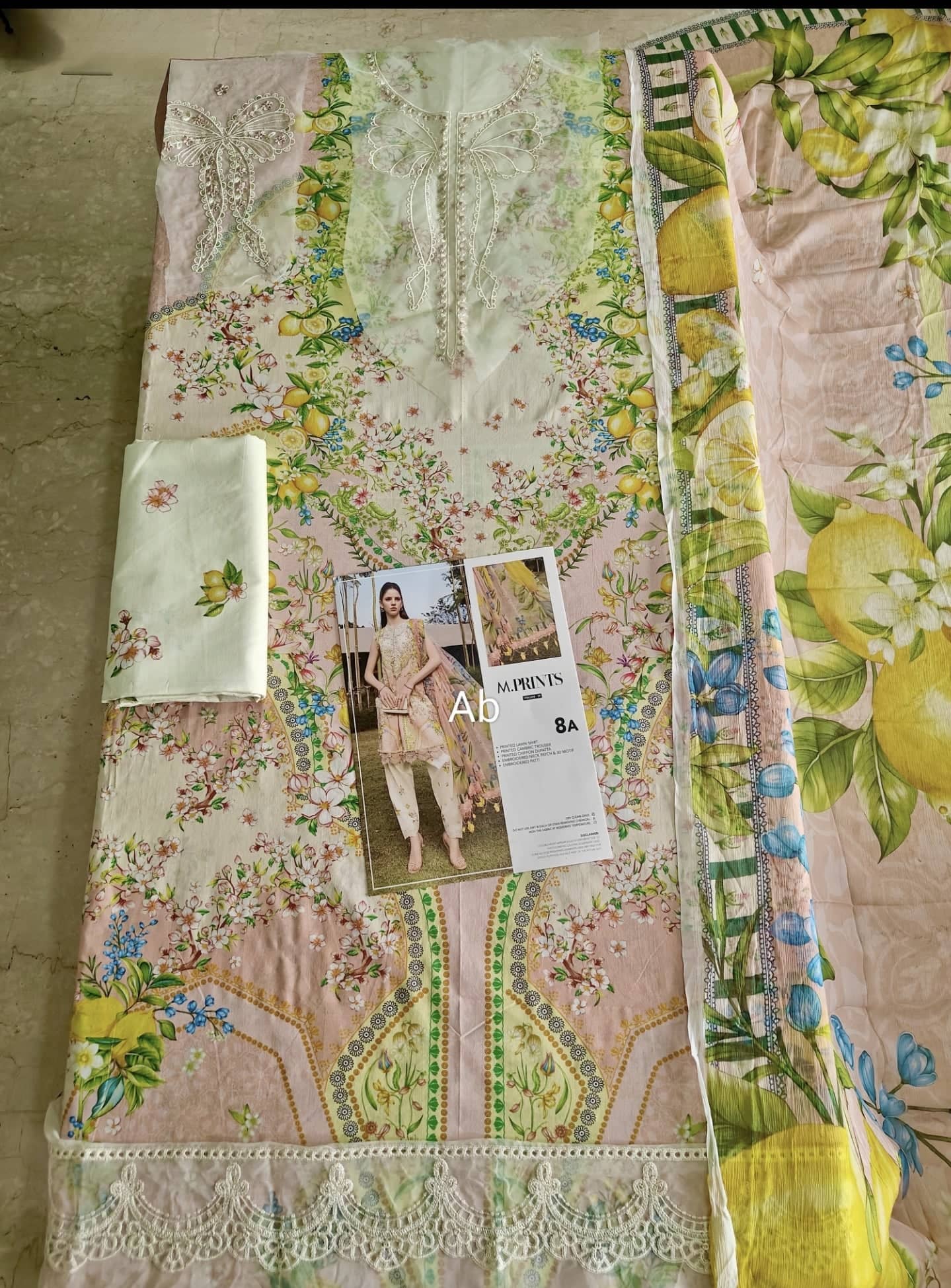 Open Pic/Maria B M Prints 26/Safari Scape/9 A/Lemon Yellow/Chiffon Dupatta