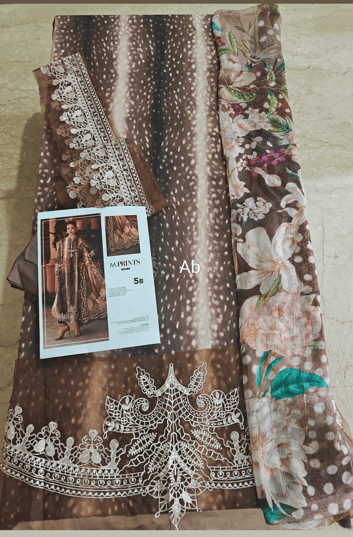 img_maria_b_m_prints_awwal_boutique