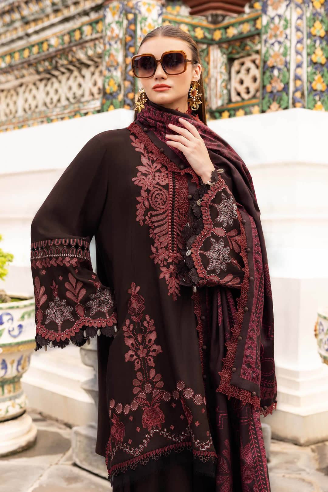 Maria B M Prints Winter Collection Maria B M Prints 25/Vol 2/4A/Winter Edit/Brown/Twill Linen/Wool Shawl
