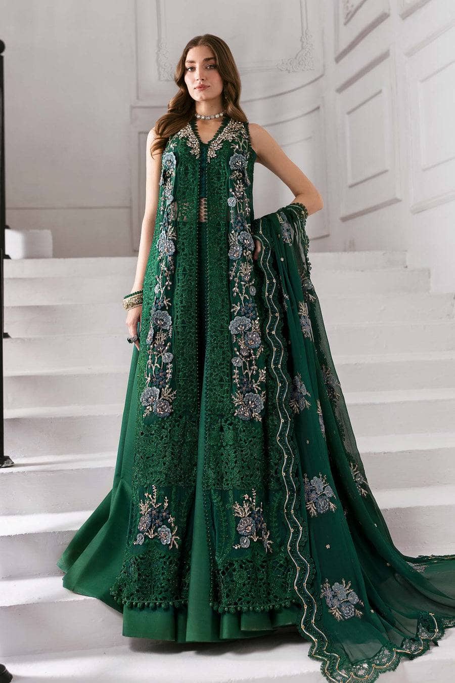 img_maria_b_mbroidered_wedding_awwal_boutique