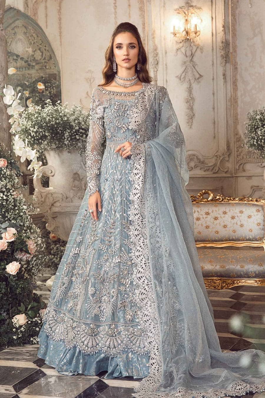 img_maria_b_mbroidered_wedding_couture_awwal_boutique