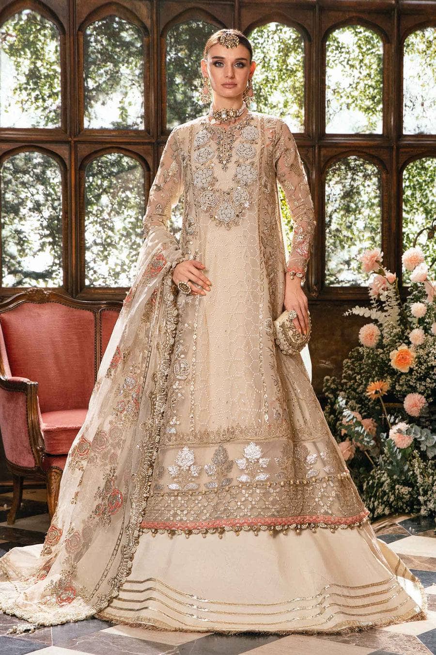 img_mbroidered_maria_b_awwal_boutique