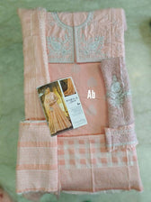 img_maria_b_lawn_23_awwal_boutique