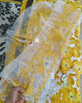 img_maria_b_lawn_24_awwal_boutique
