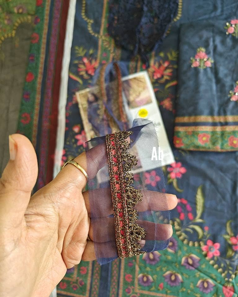 img_maria_b_m_prints_awwal_boutique