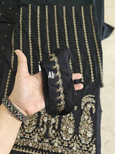 img_maria_b_winter_m_prints_awwal_boutique