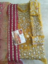 img_open_pic_maria_b_mbroidered_awwal_boutique