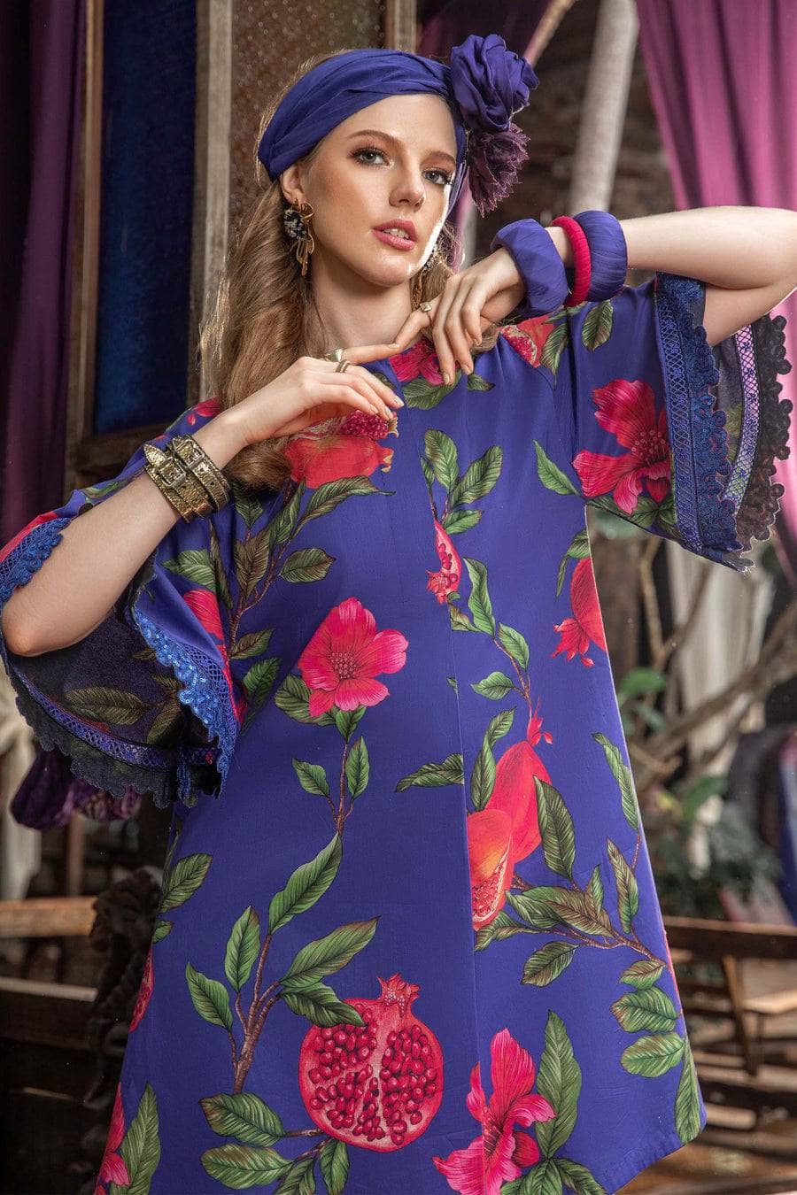 img_maria_b_m_prints_lawn_23_awwal_boutique