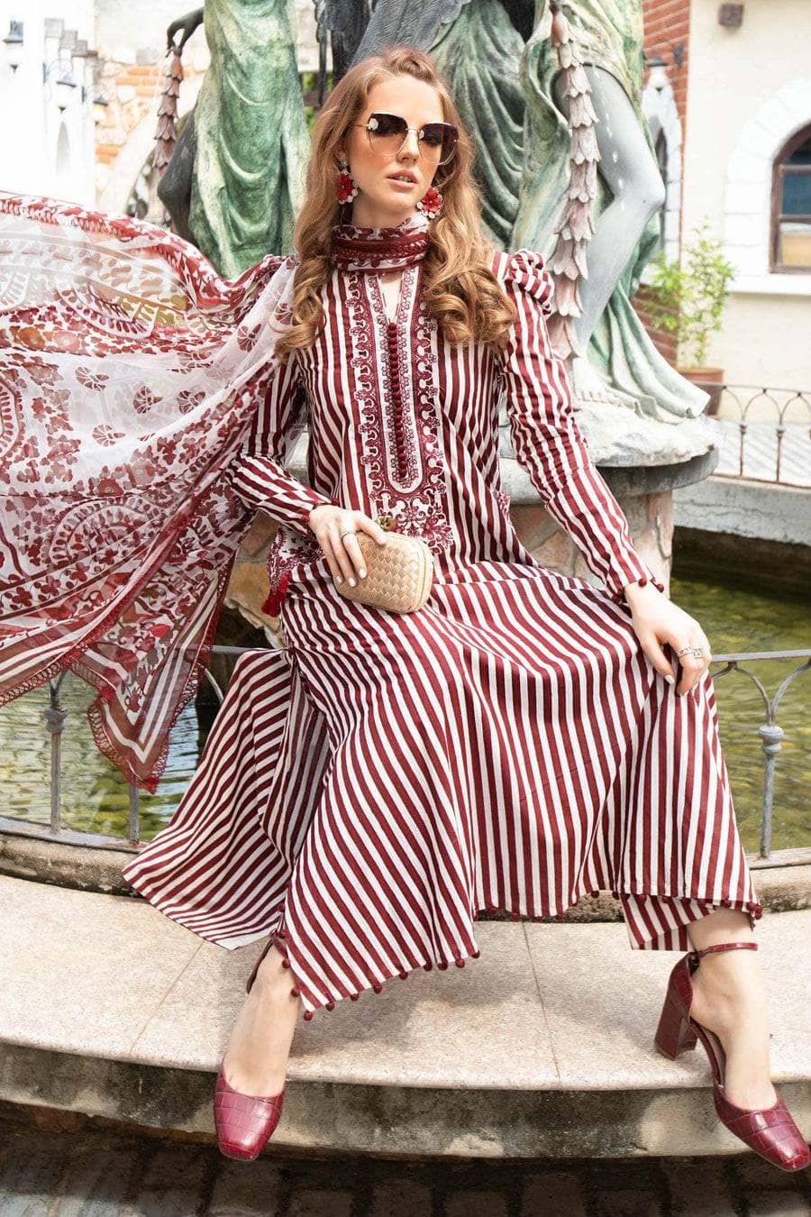 img_maria_b_m_prints_lawn_23_awwal_boutique