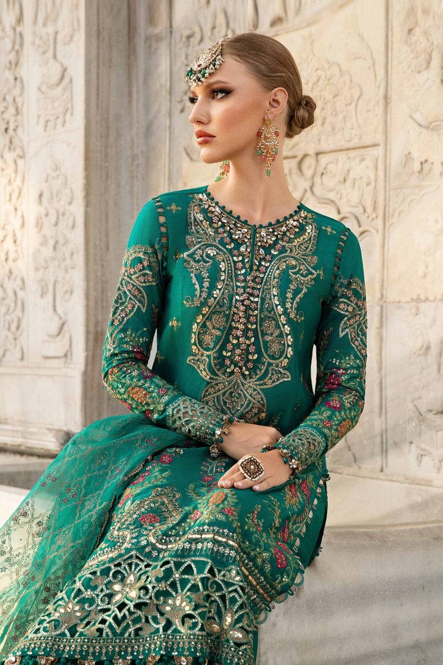 Maria b sateen Chiffon Pakistani Suit Restocked/Maria B Sateen 24/CST-805