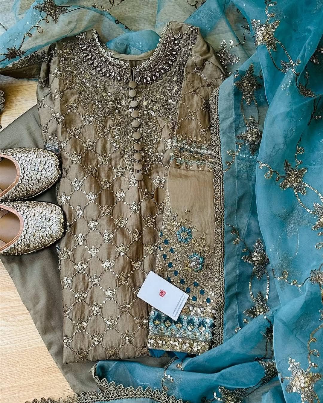 Stitched Look of Unstitched Maria B Sateen 24/CST-808/Size - S M L XL