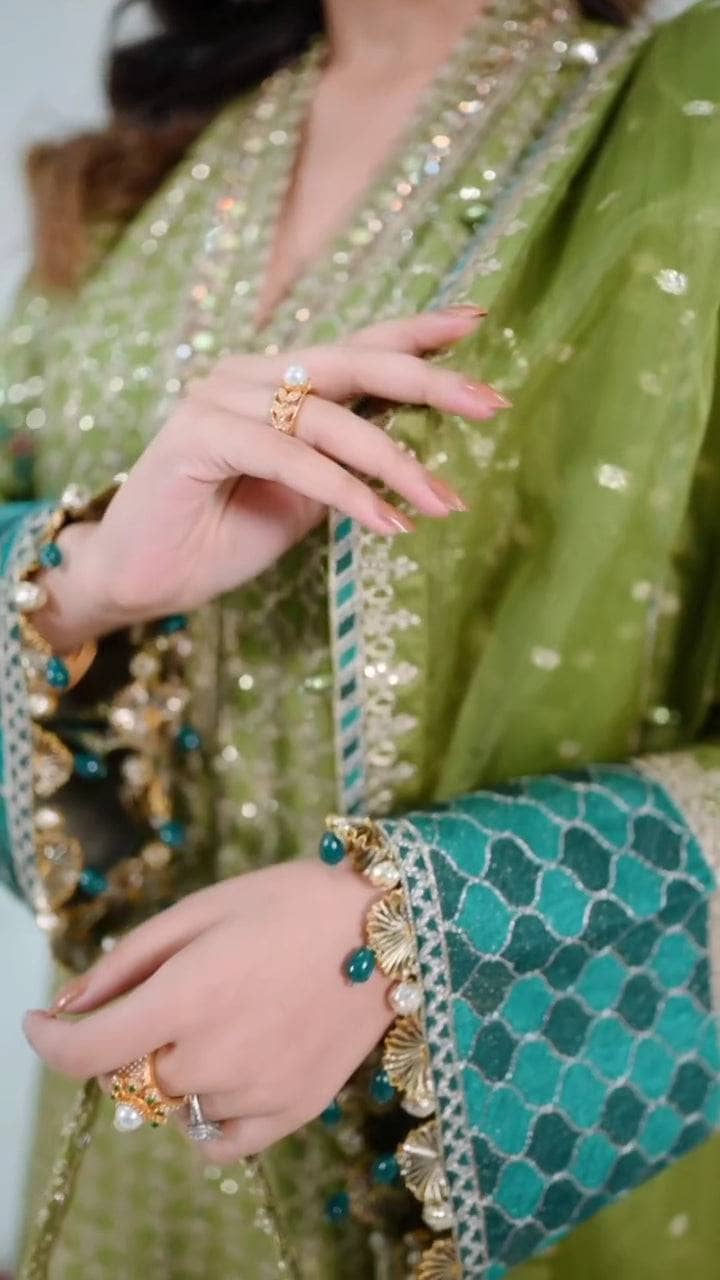 img_maria_b_sateen_awwal_boutique