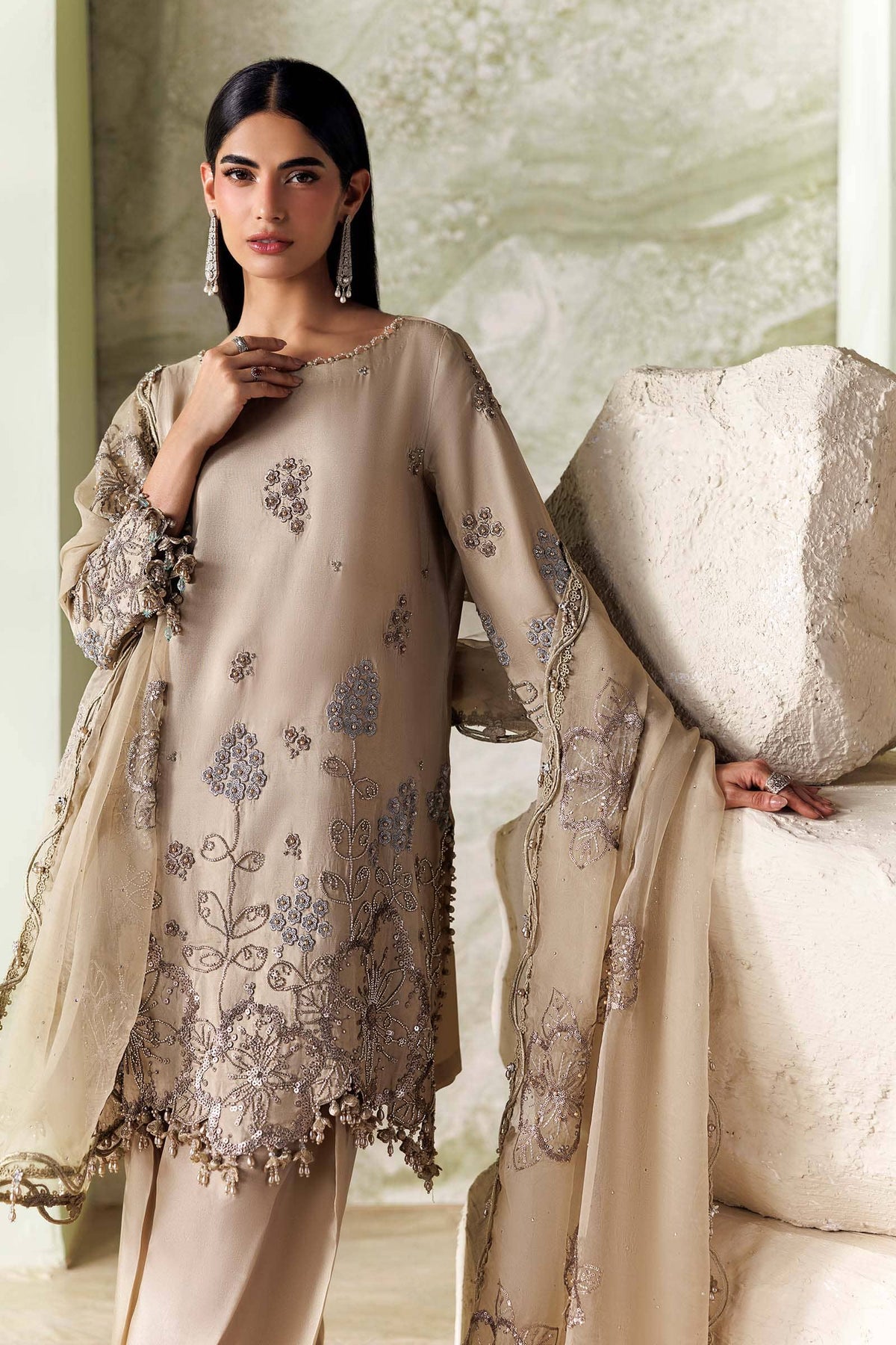 img_maria_b_soiree_awwal_boutique