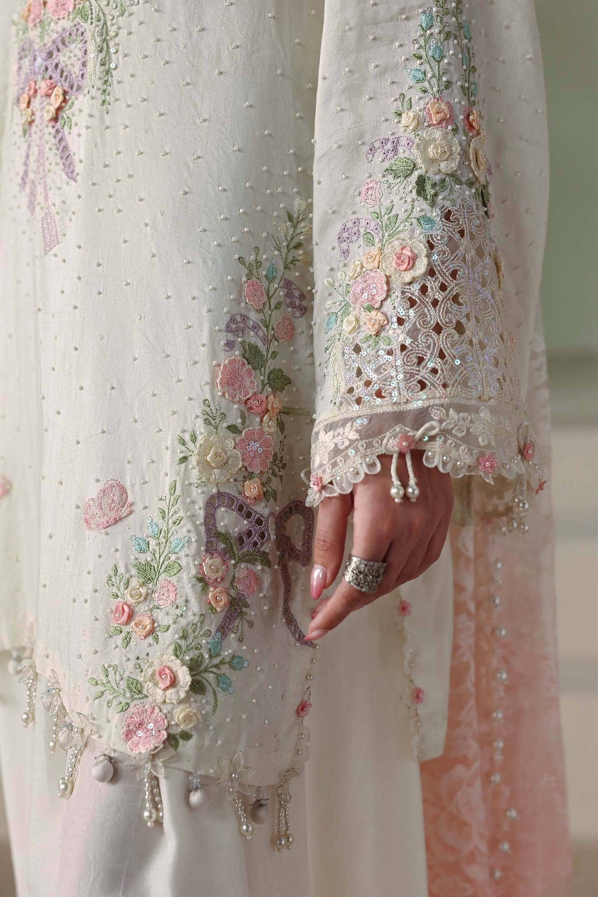 Maria B Soiree Luxury Formals 26/Tusser Silk Suit/Off White
