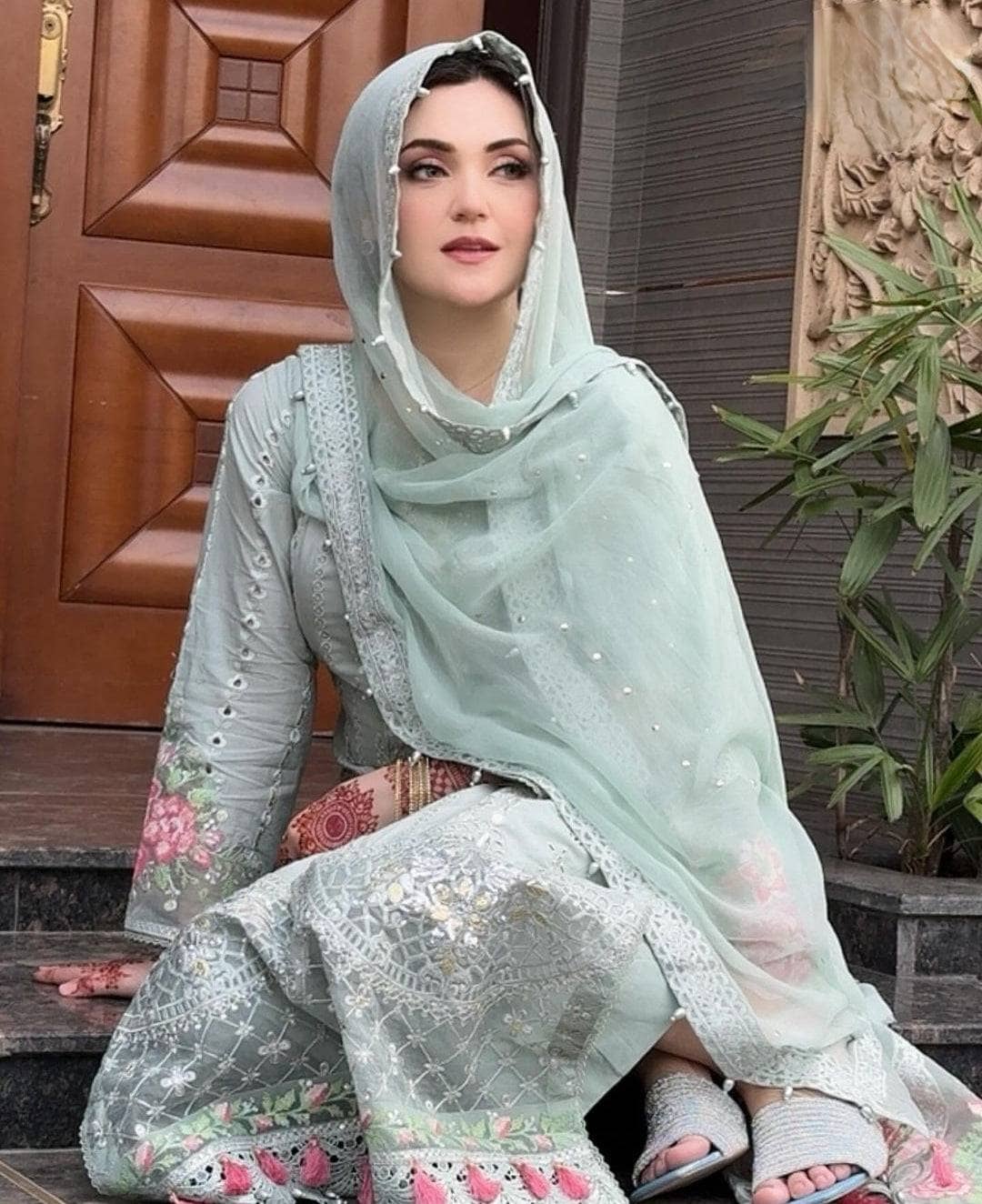 img_maria_b_lawn_awwal_boutique
