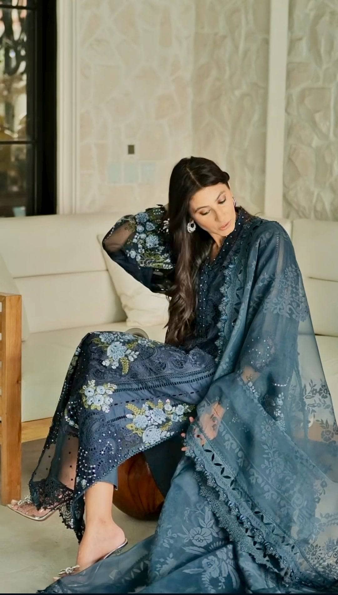 img_maria_b_lawn_awwal_boutique