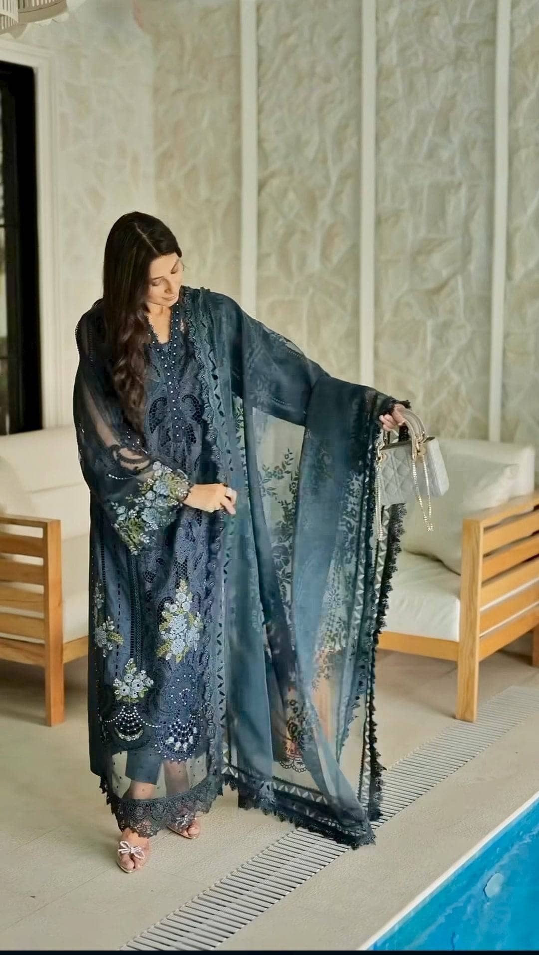 img_maria_b_lawn_awwal_boutique
