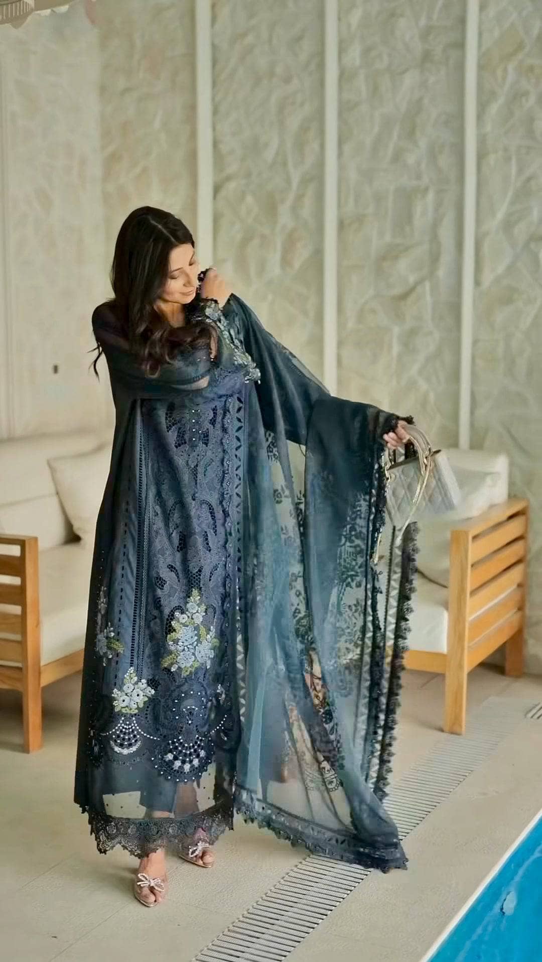 img_maria_b_lawn_awwal_boutique