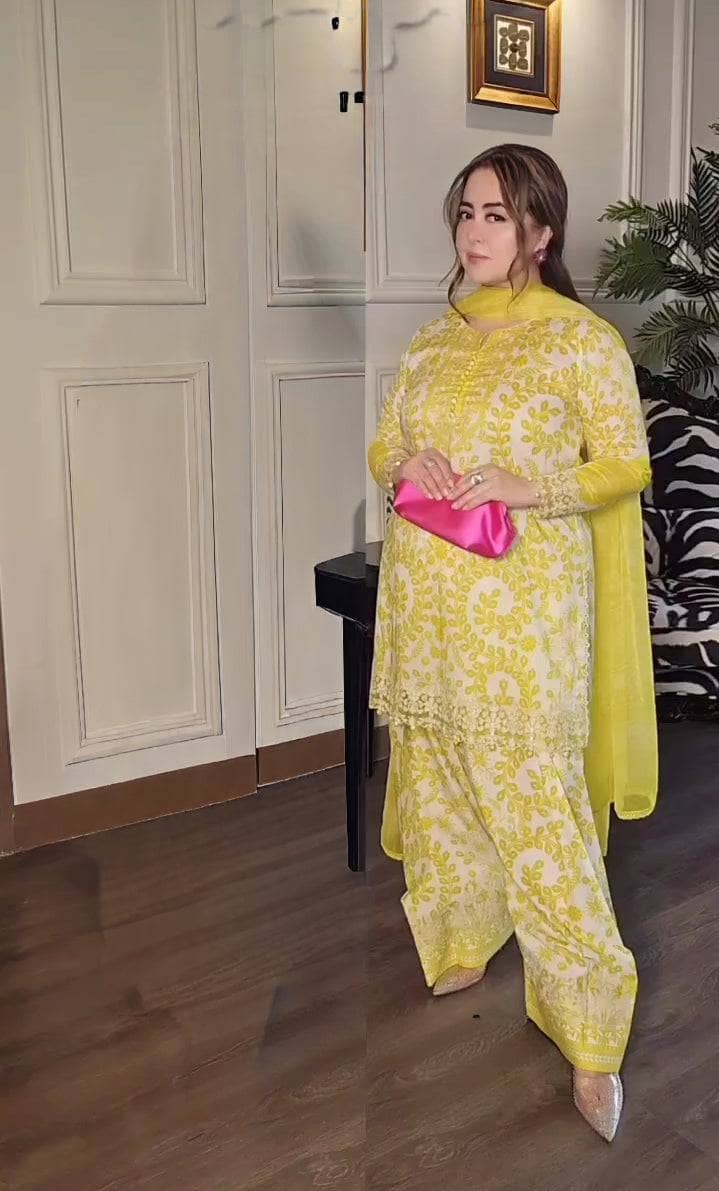 Spotted in Maria B M Prints 25/White & Yellow/4A