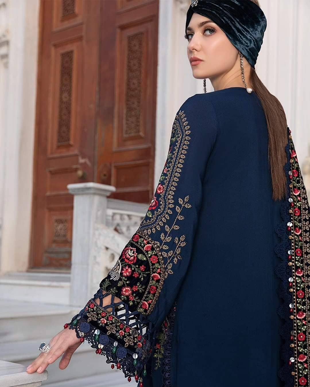 img_maria_b_linen_23_awwal_boutique