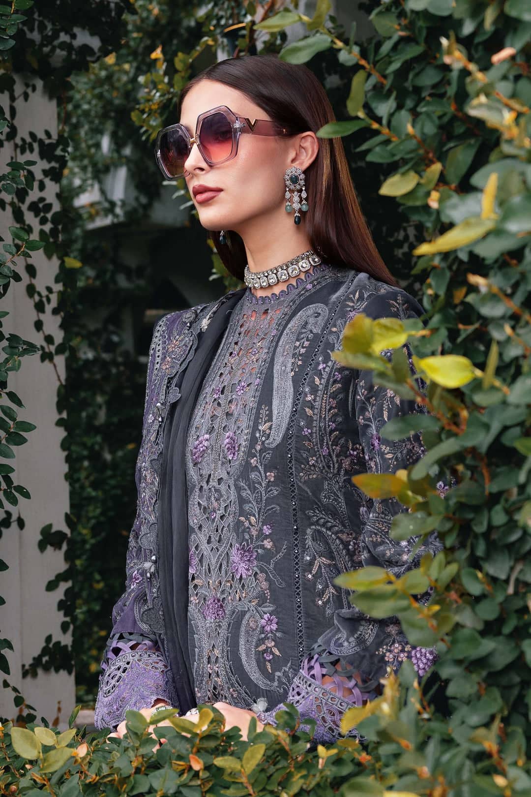 MARIA.B Winter Pakistani Suits Restocked/Maria B Winter Luxe 25/05/Embroidered Velvet Suit/Lilac & Grey