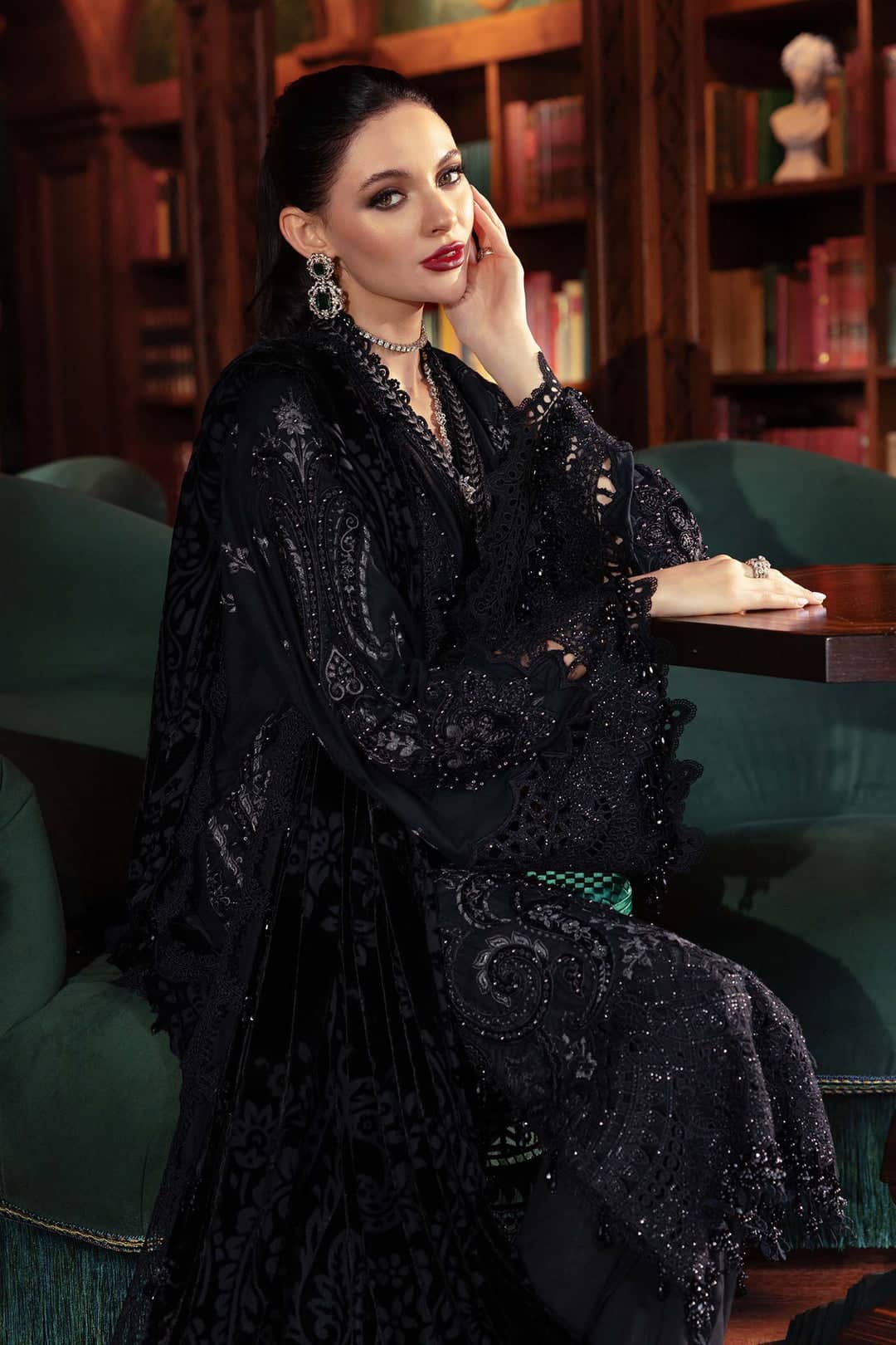 MARIA.B Winter Pakistani Suits Restocked/Maria B Winter Luxe 25/Embroideried Linen Suit/Velvet Palachi Shawl/07/Black