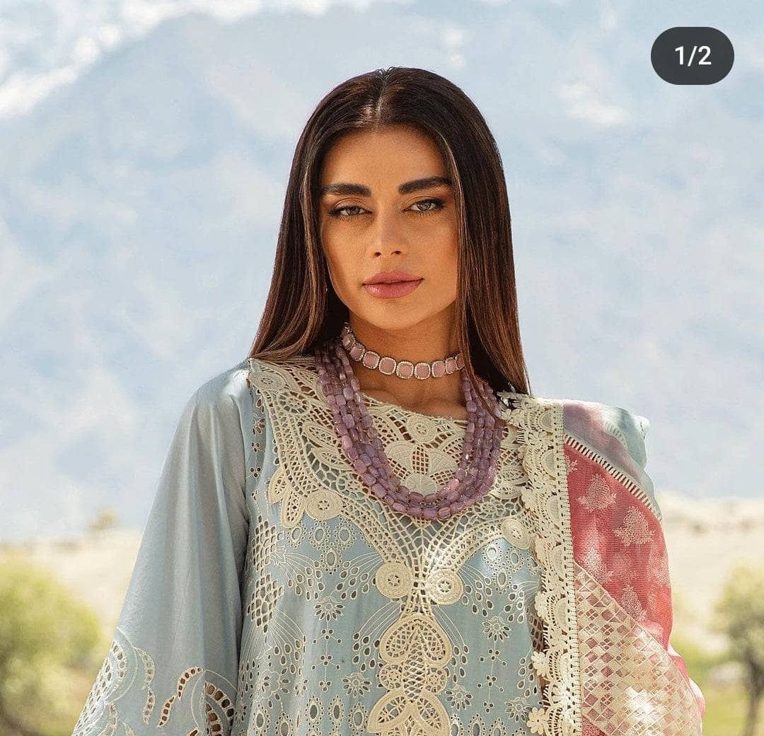 img_maryam_hussain_luxury_lawn_23_awwal_boutique