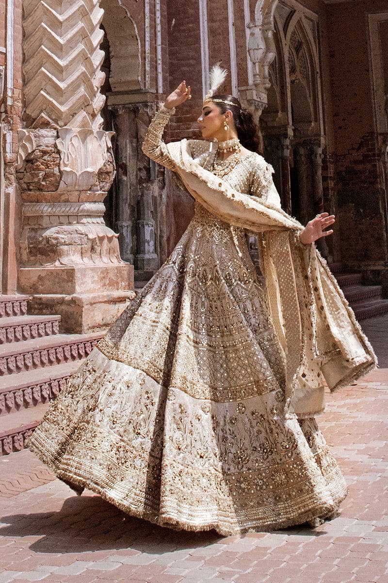img_zarlish_by_mohsin_naveed_ranjha_awwal_boutique