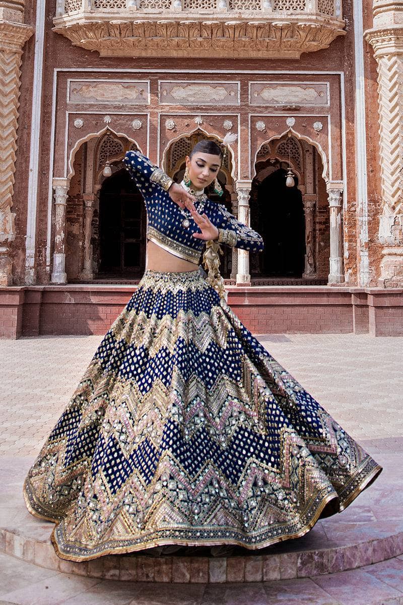 img_zarlish_by_mohsin_naveed_ranjha_awwal_boutique