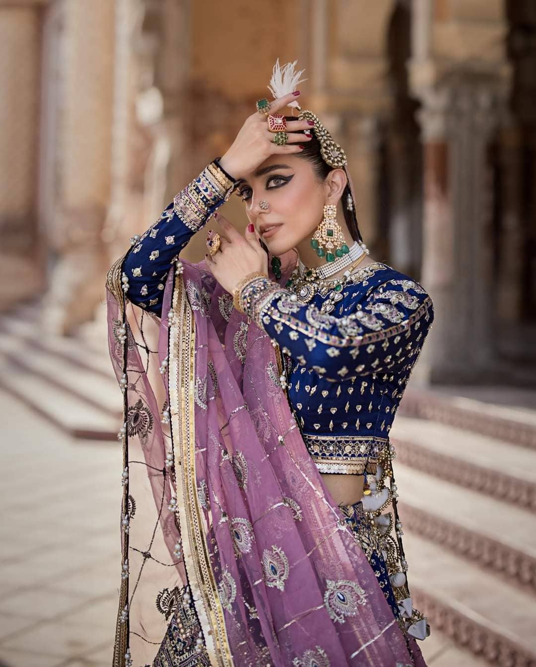 img_zarlish_by_mohsin_naveed_ranjha_awwal_boutique
