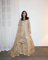 img_spotted_in_mohsin_naveed_ranjha_bridal_awwal_boutique
