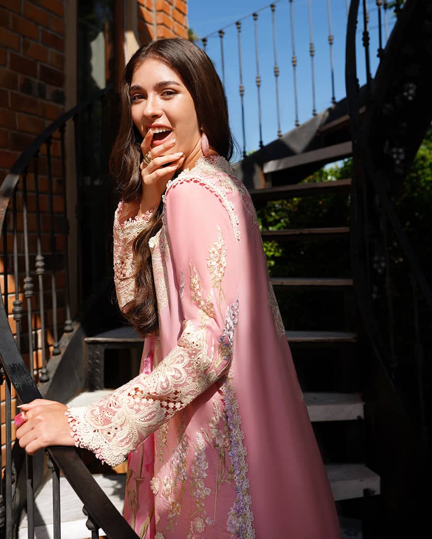 Mushq Amoi Lawn/Silent Vows/Pink