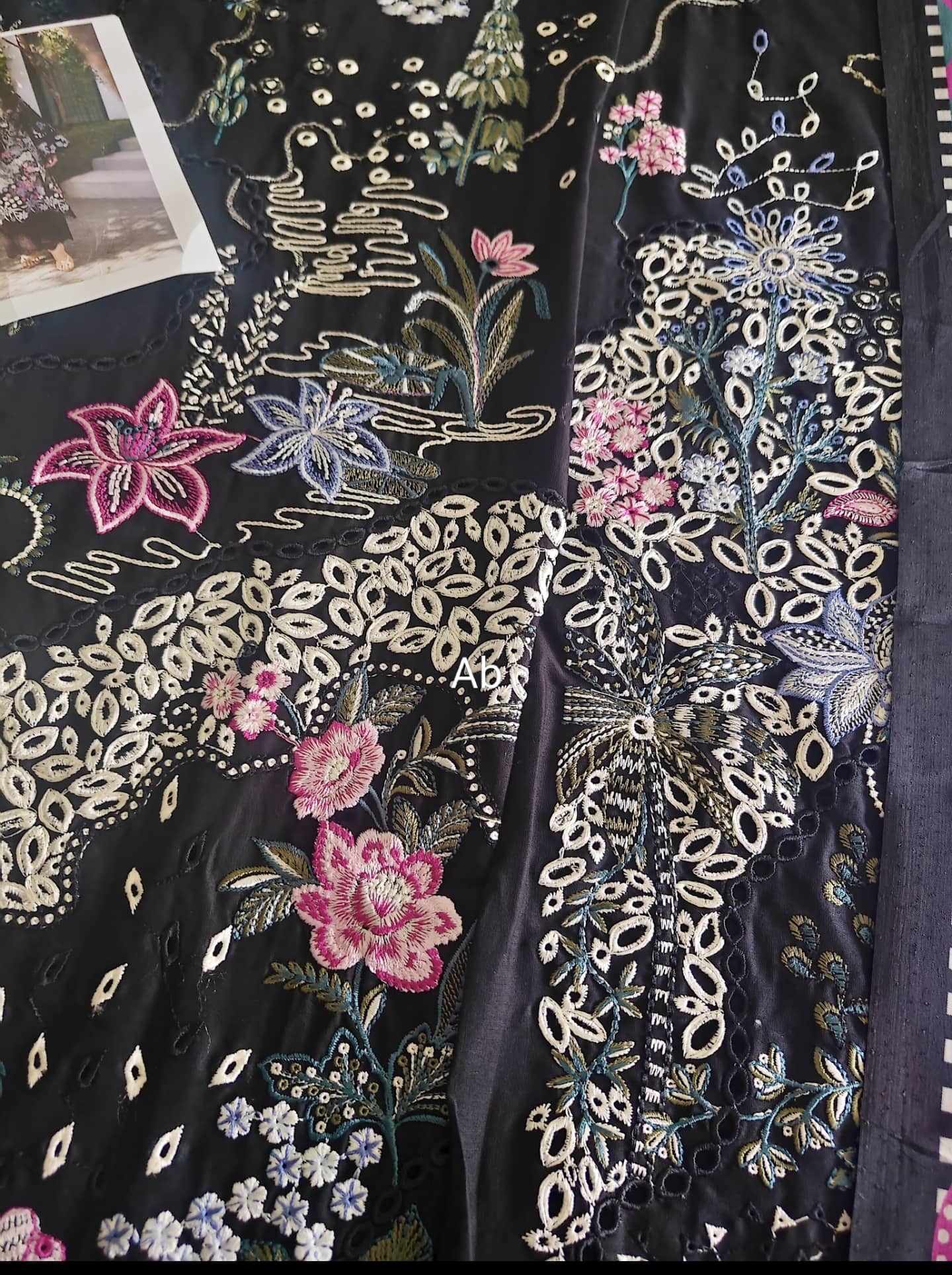 Open Pic/Mushq Amoi Lawn/Gentle Breeze/Black