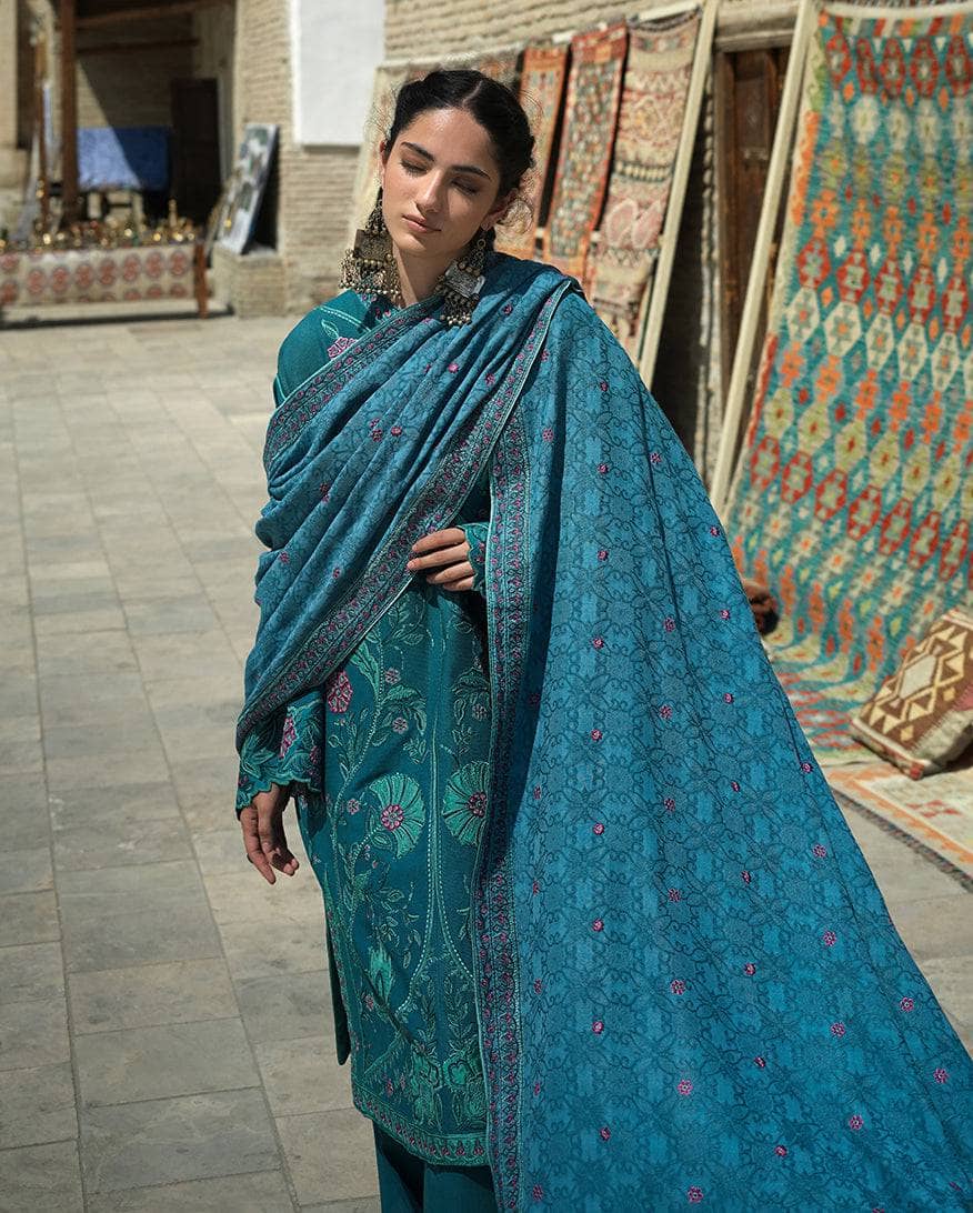 Mushq Bukhara/Azure Courtyard/Turquoise