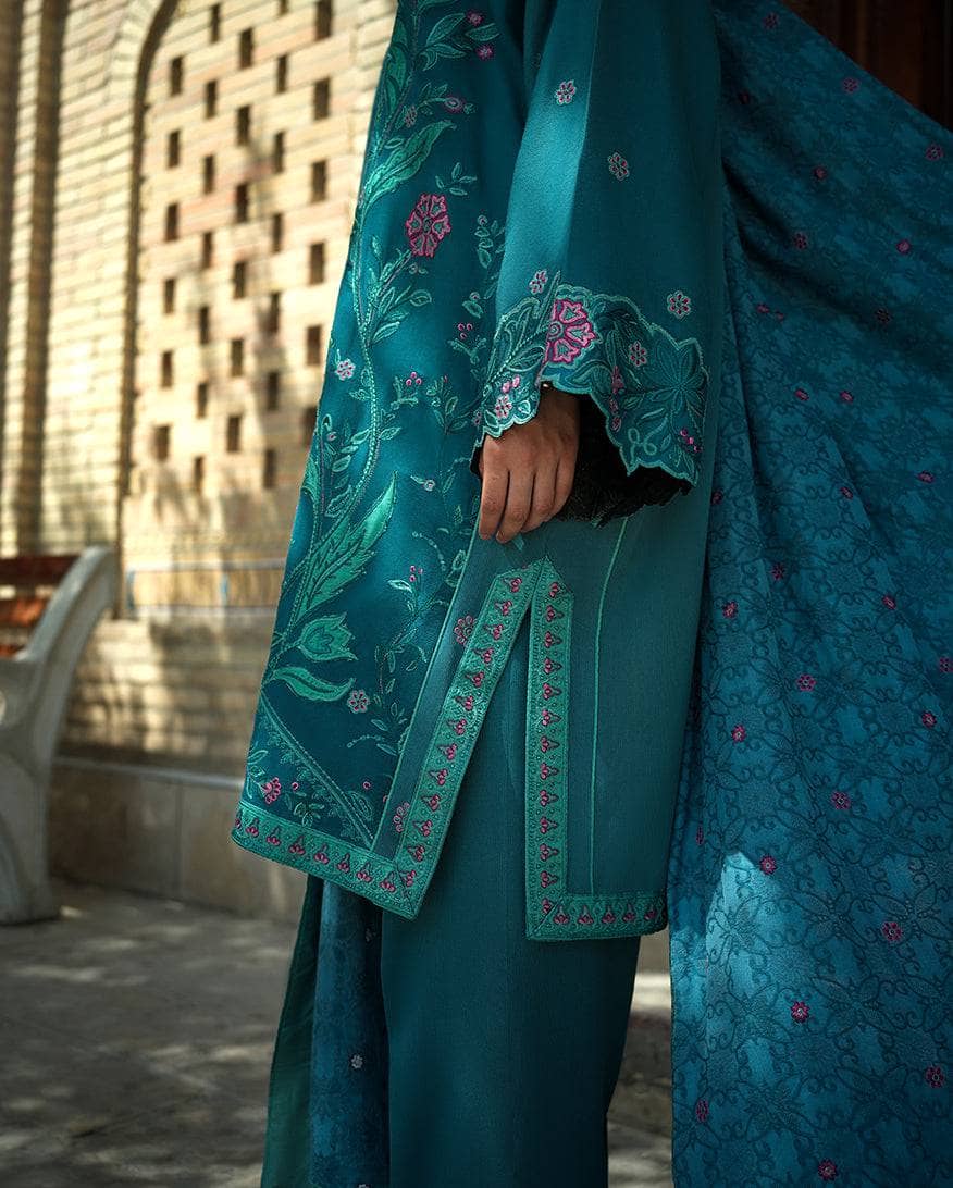 Mushq Bukhara/Azure Courtyard/Turquoise