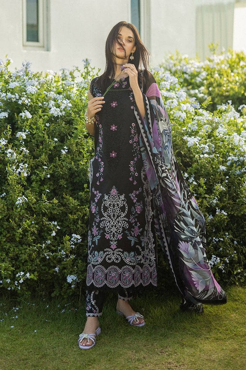 Mushq Hemline 25/Thorned Grace/Black