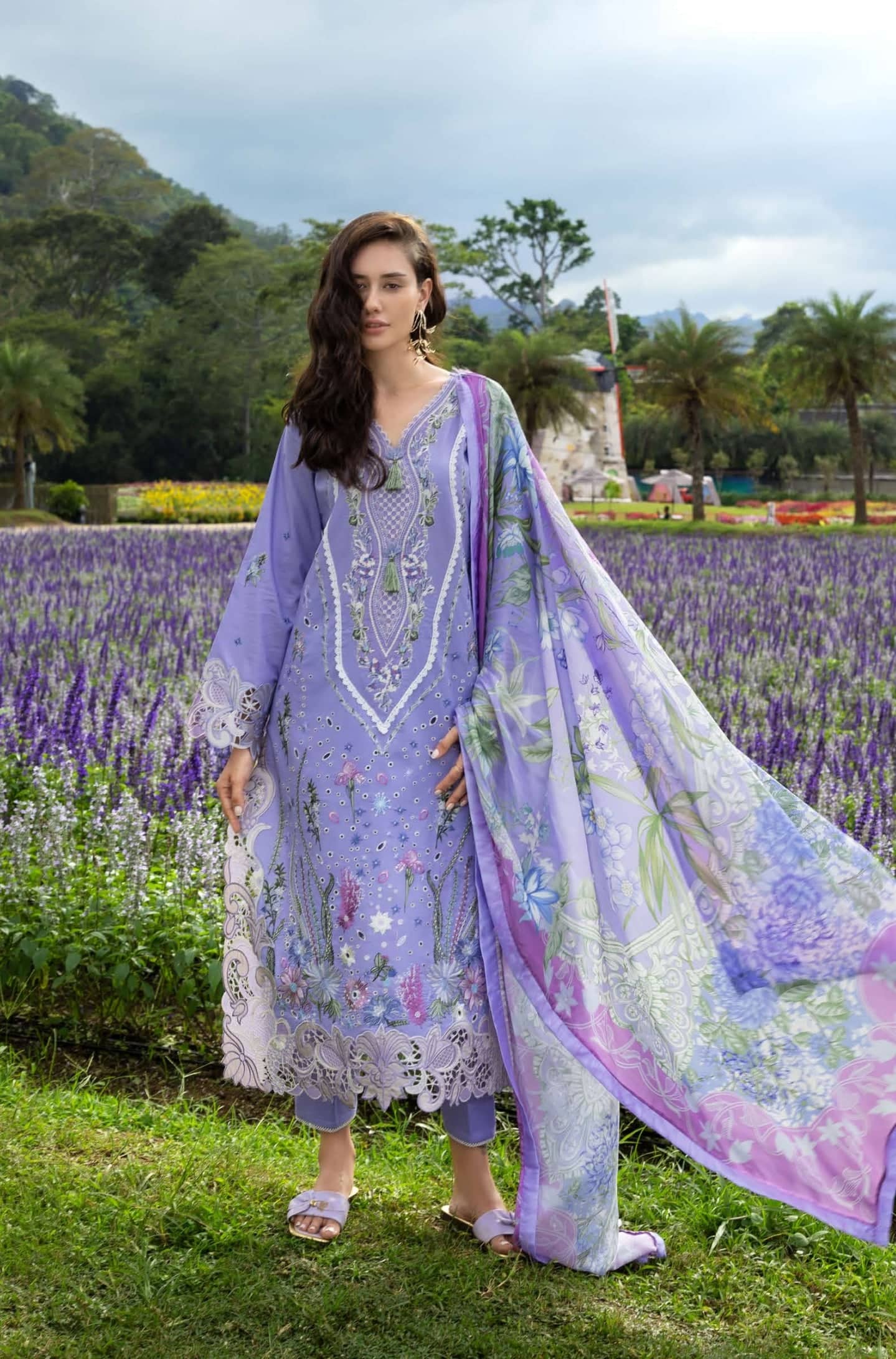 img_mushq_hemline_23_awwal_boutique