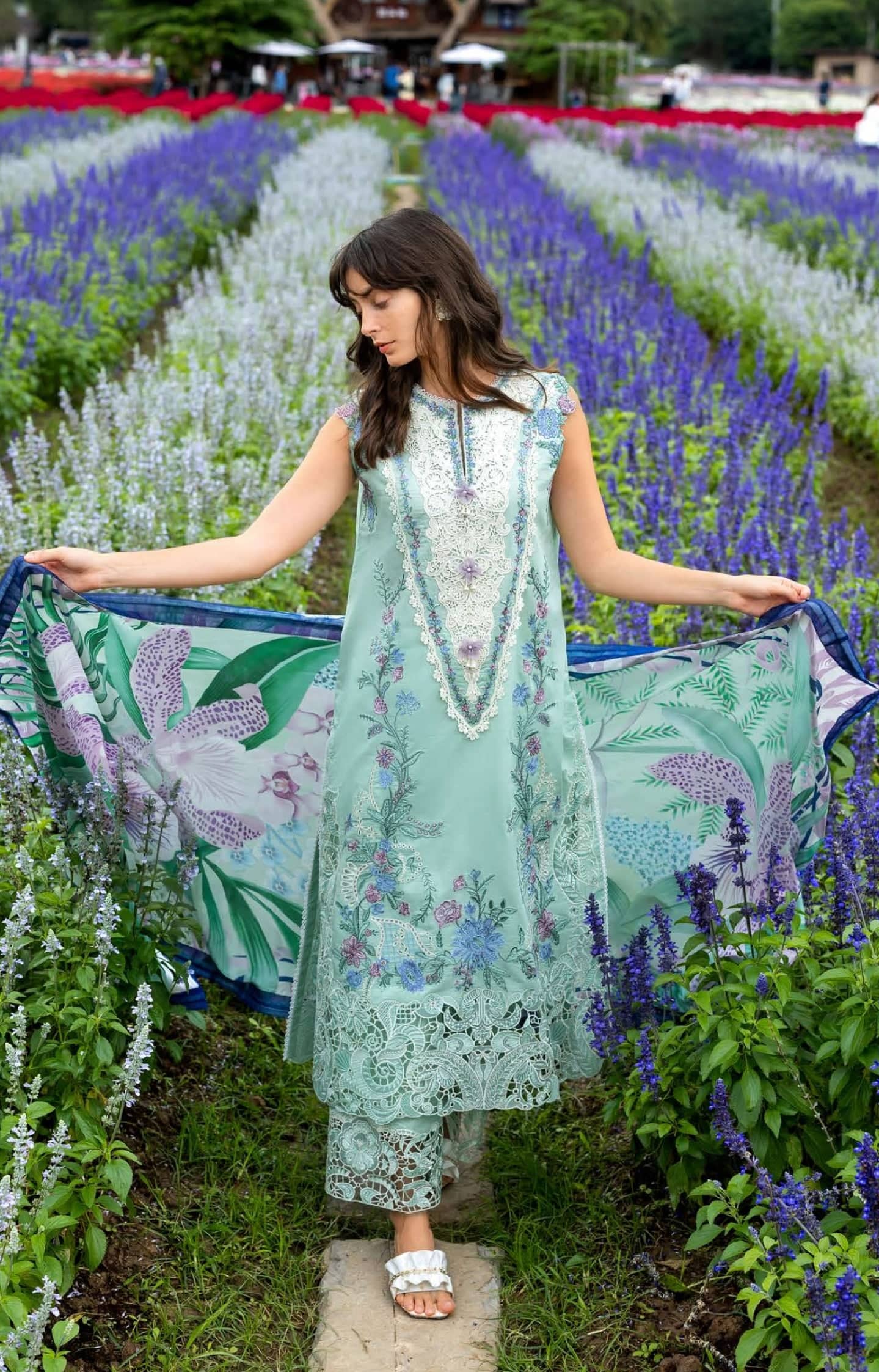 img_mushq_hemline_23_awwal_boutique