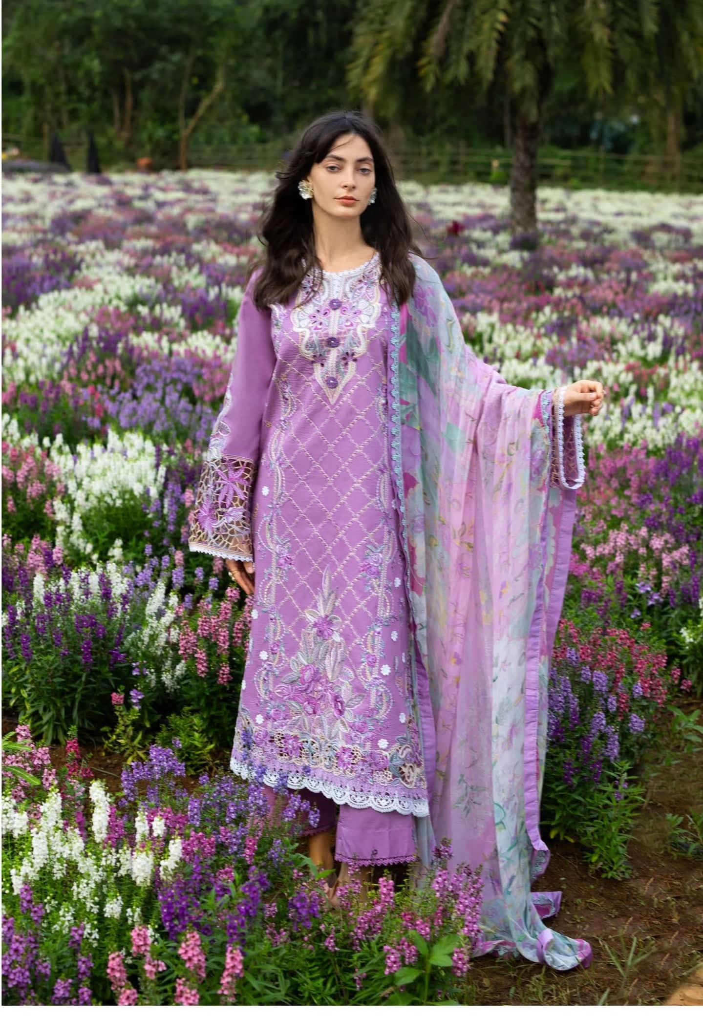 img_mushq_hemline_23_awwal_boutique