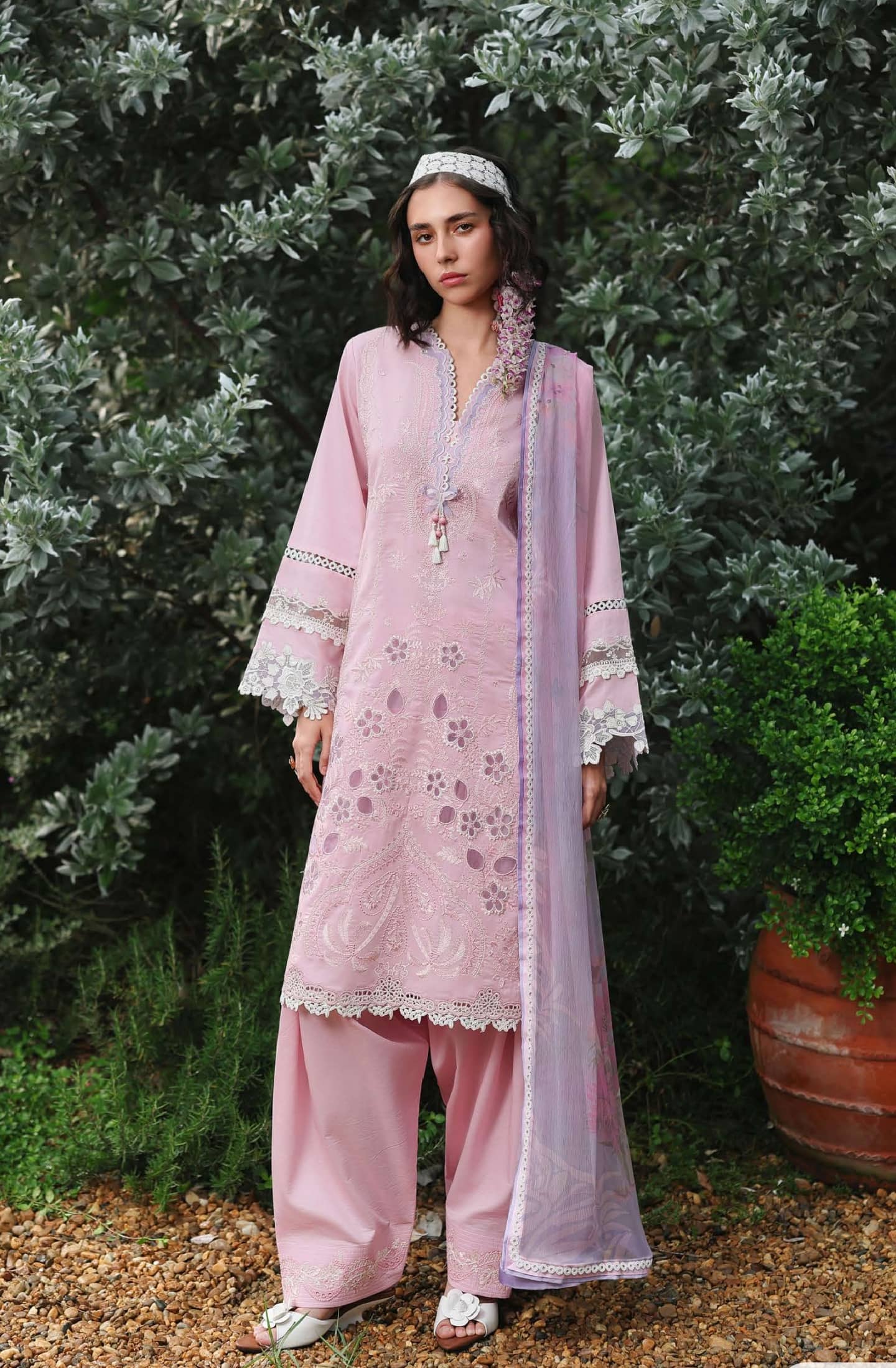 mushq_hemline_vol3_awwal_boutique
