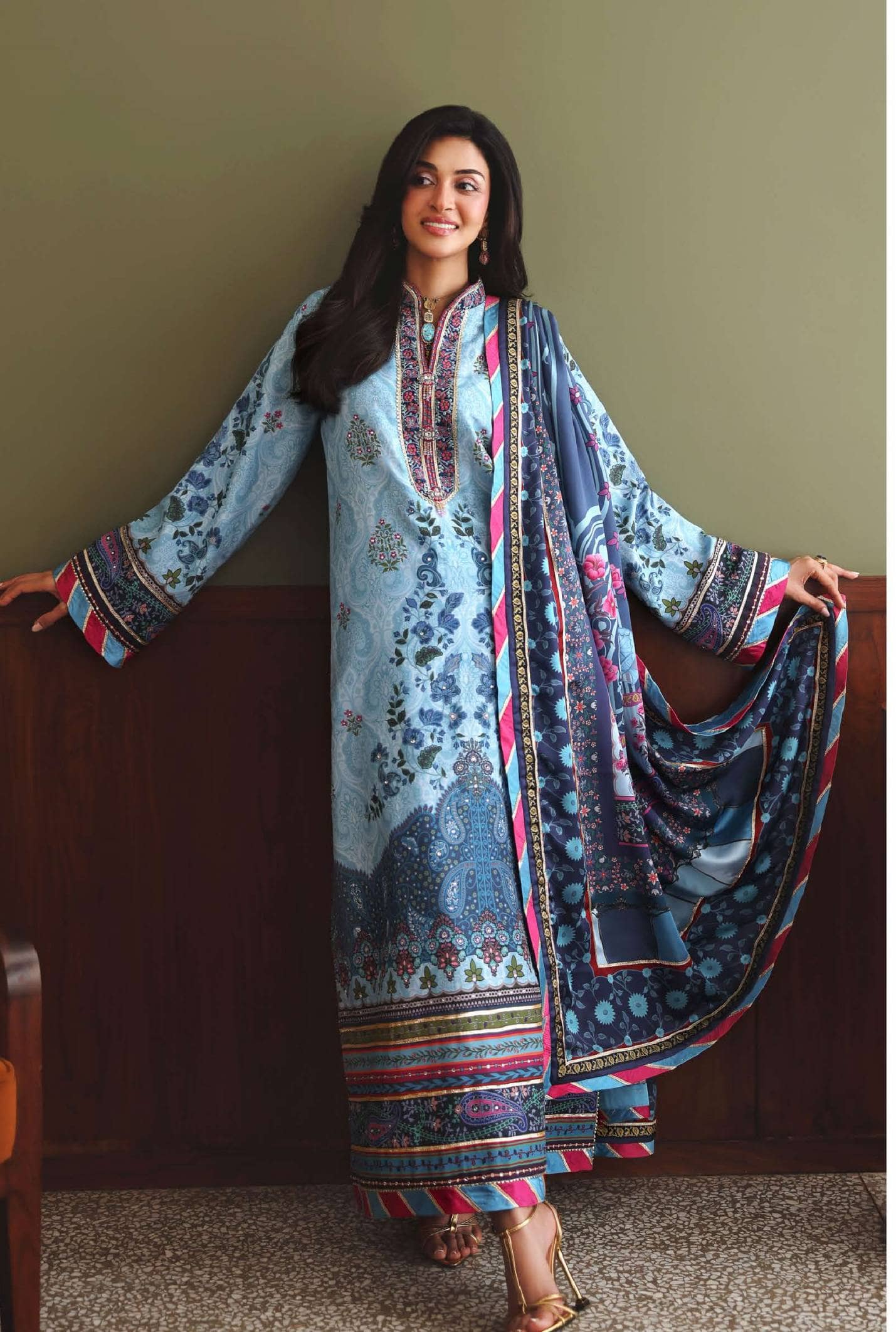 img_mushq_nuvera_hemline_raw_silk_collection_awwal_boutique