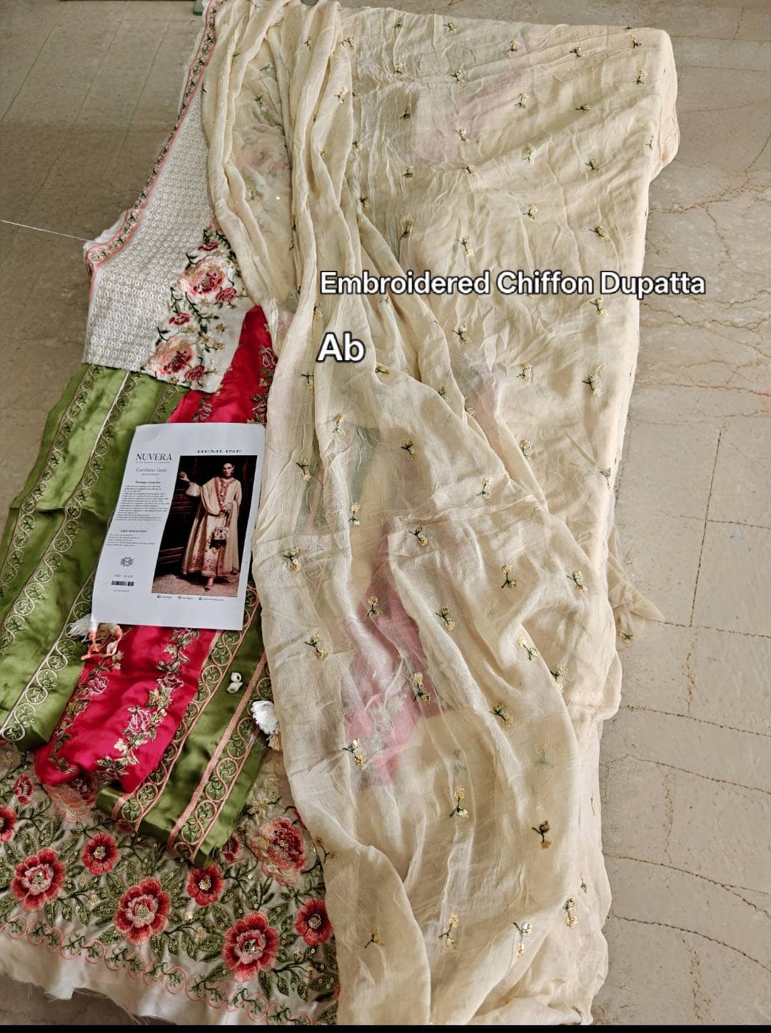 Open Pic/Mushq Nuvera Raw Silk 26/Vol 2/Carmine Jewel/D 06