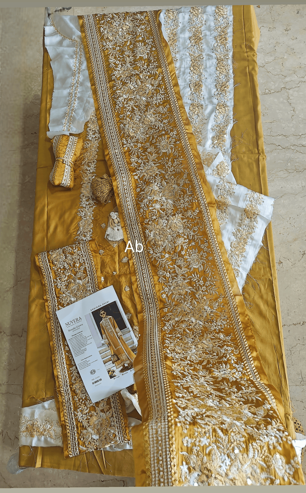 img_mushq_nuvera_raw_silk_awwal_boutique