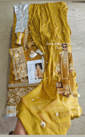 Open Pic/Mushq Nuvera Raw Silk 26/Vol 2/Rosalie Crown/D 07/Yellow