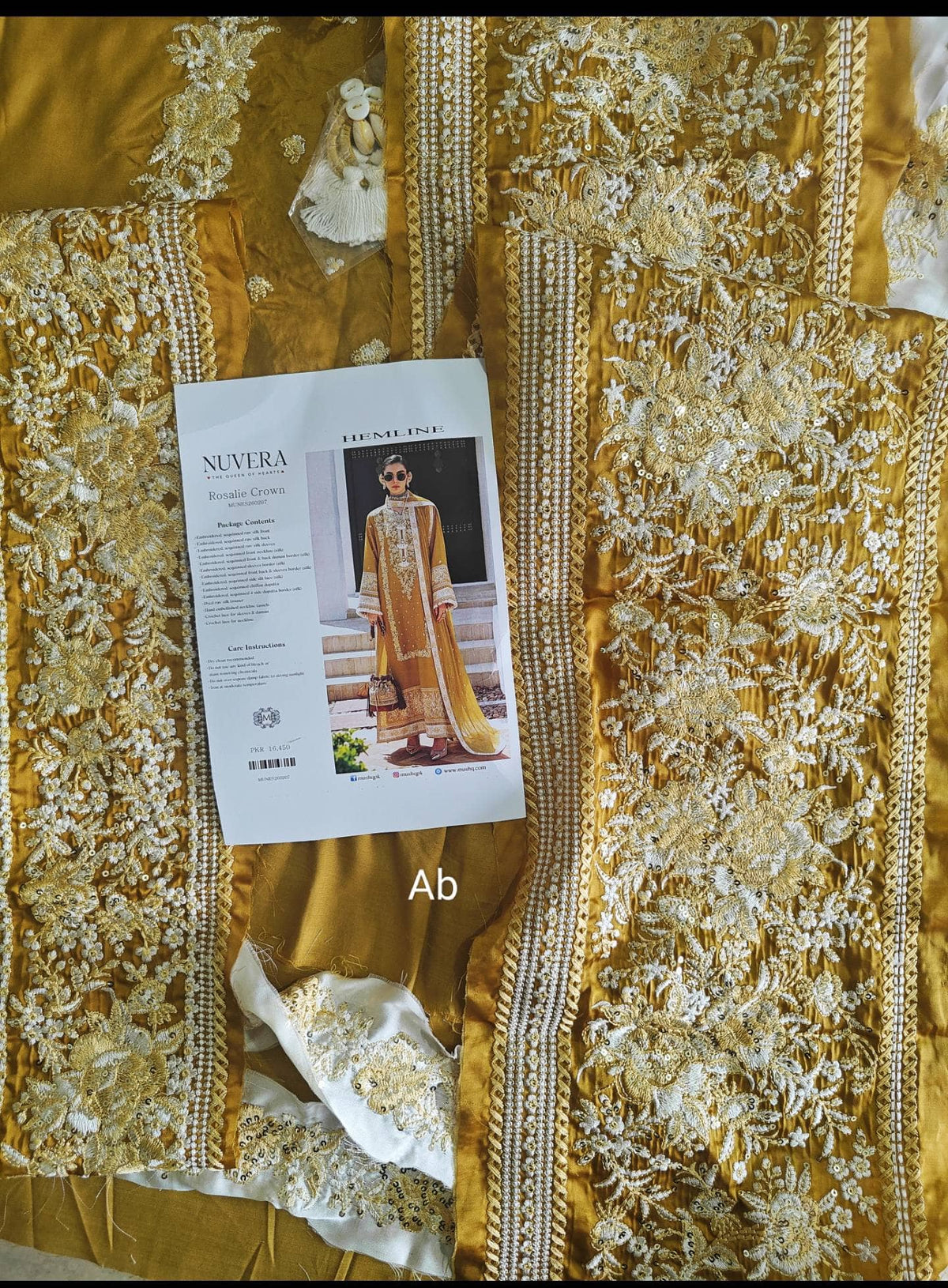 Open Pic/Mushq Nuvera Raw Silk 26/Vol 2/Rosalie Crown/D 07/Yellow