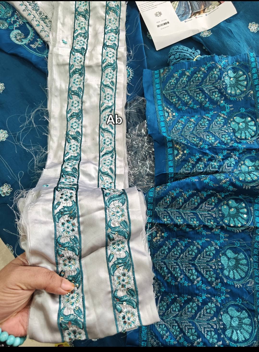 Open Pic/Sale🛍️‼️Mushq Nuvera Raw Silk 26/Vol 2/Rogue Sapphire/D 01/Teal