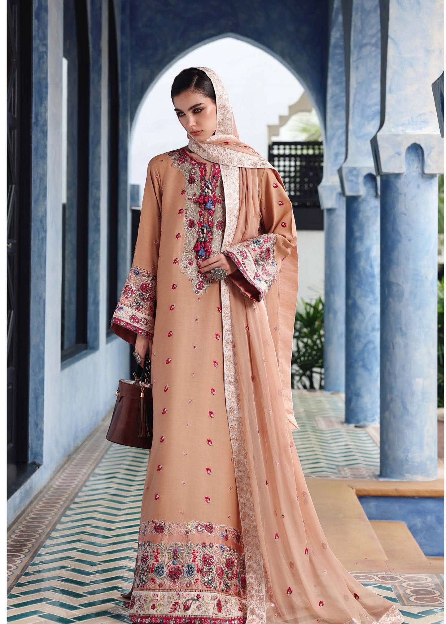 img_mushq_nuvera_silk_awwal_boutique