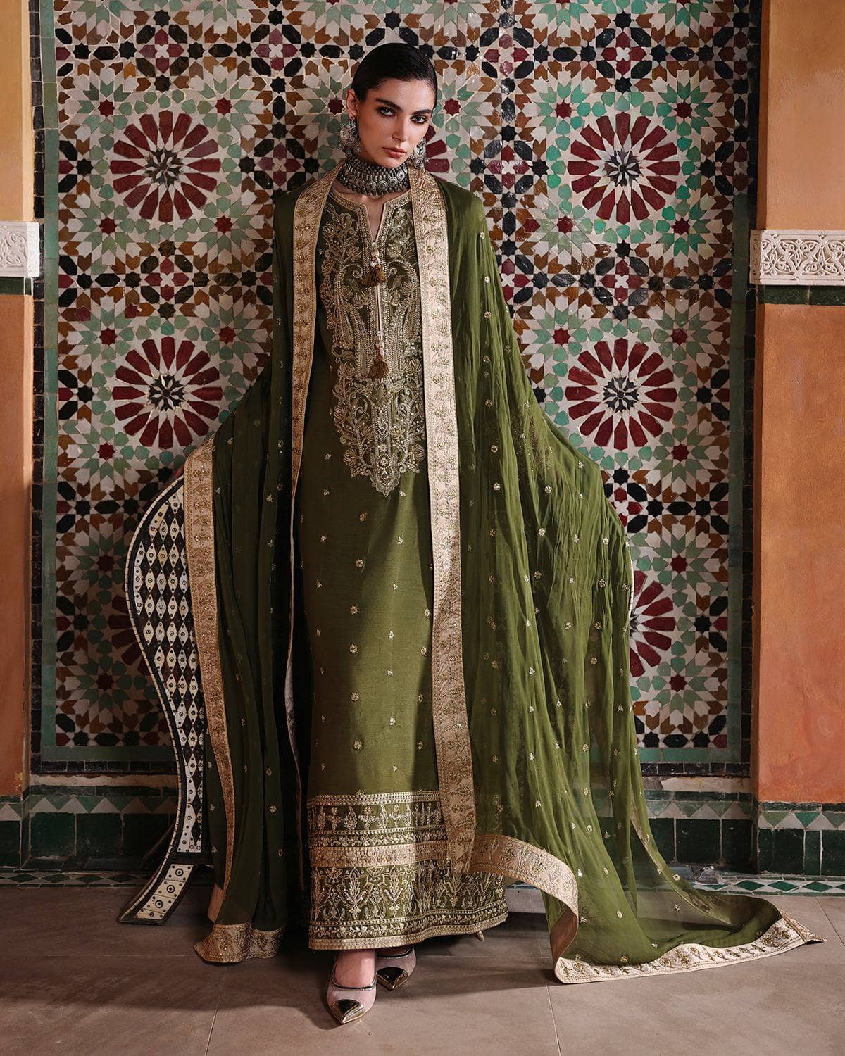 img_mushq_Nuvera_raw_Silk_awwal_boutique