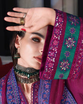 Mushq Nuvera Raw Silk 26/Vol 2/Reina Rogue/D04